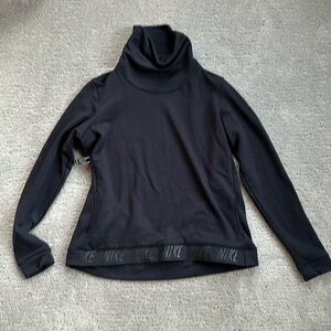 Women’s Nike Standard Fit Funnel Neck Dri-Fit sweatshirt NWT
